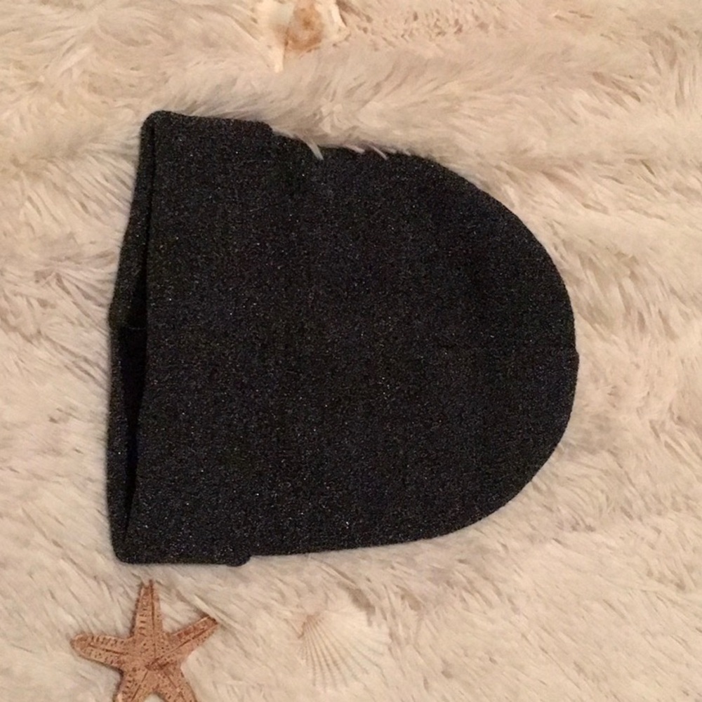🖤 Sparkly silver-black trendy beanie🖤